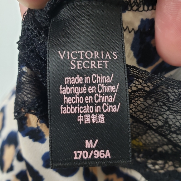 Victoria's Secret cheetah print high low slip gown - Picture 4 of 11